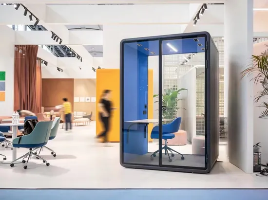 Freestanding Soundproof Office Pod Indoor Private Office Booth Silent Phone Pod for Modern Workplace 