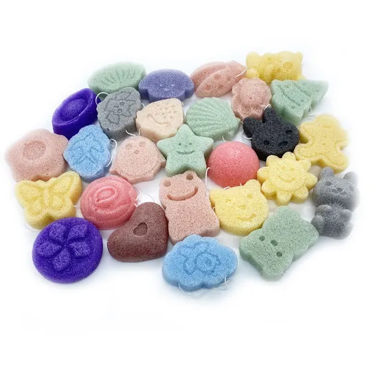 Three Petal Flower Shape Deep Clean Bamboo Charcoa Facial Cleaning Konjac Sponge 
